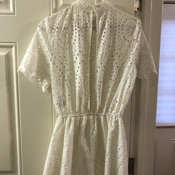 WHITE LACE ROMPER - Picture 4 of 5